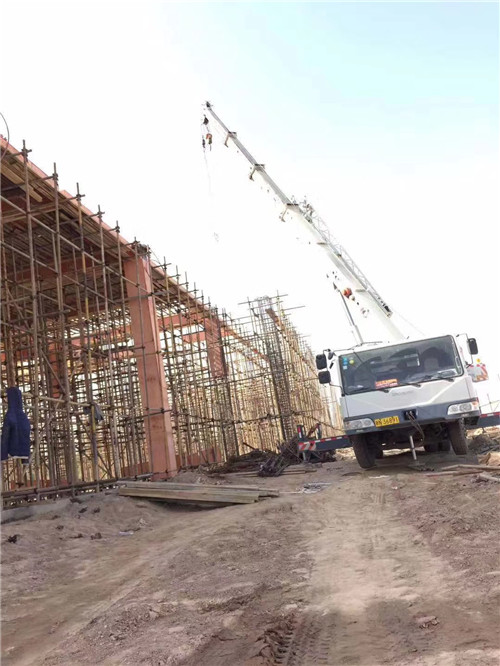 萨迦县吊车作业的安全注意事项有哪些？